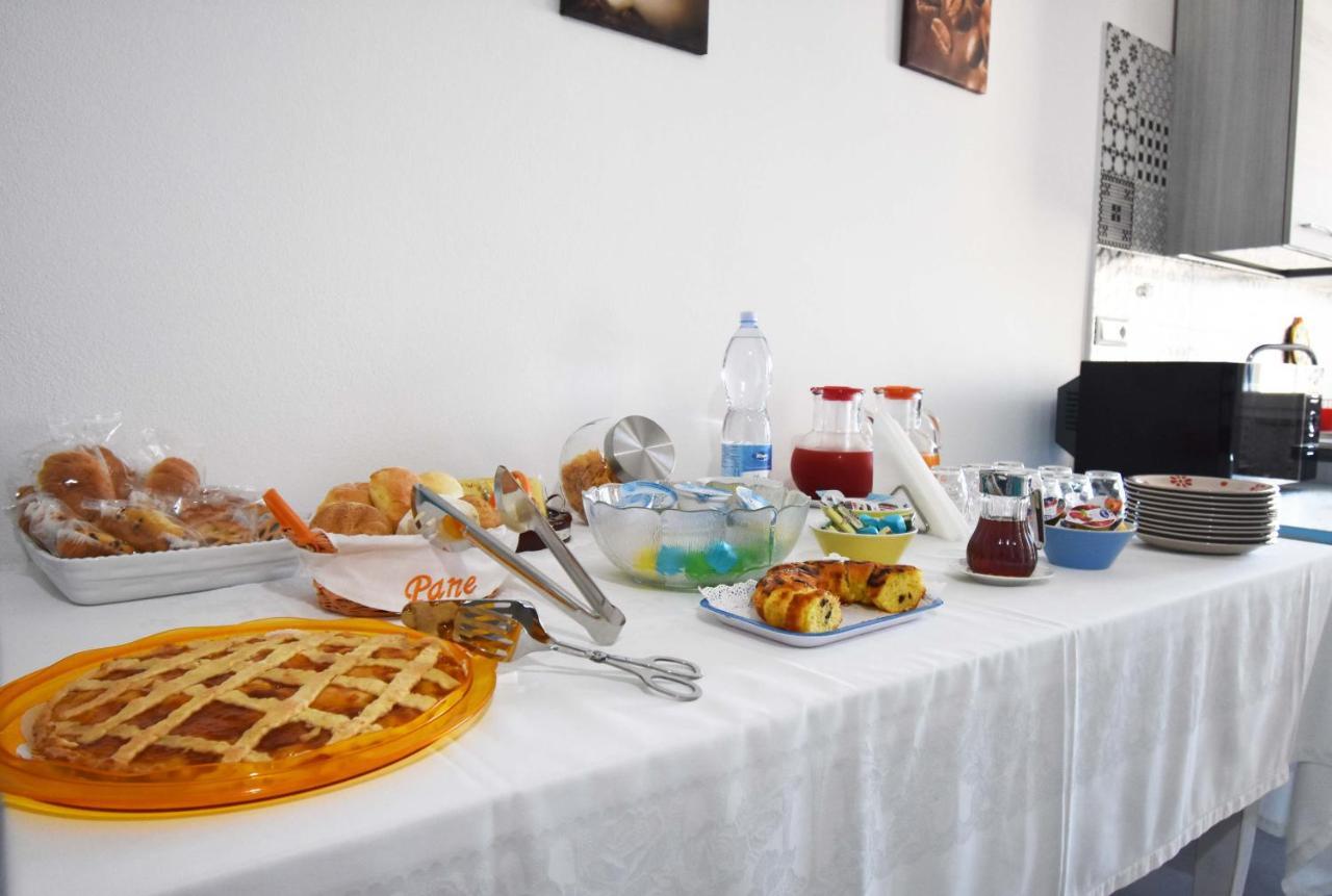 Alojamento de Acomodação e Pequeno-almoço B&B Centrale Tortolì